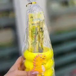 pen organizer