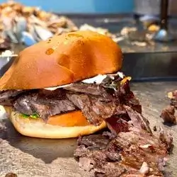 Beef shawarma burger