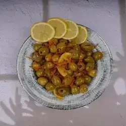 Olives Marinated With Lemon