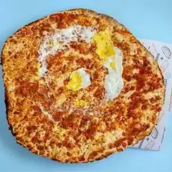 Lahmacun With Egg