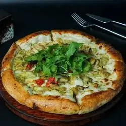 Mushroom And Vegetable Pizza