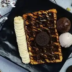 Chocolate And Banana Waffle