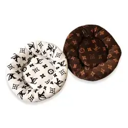 E139 – Louis Vuitton Bed – White & Brown