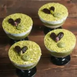 Pistachio Cake
