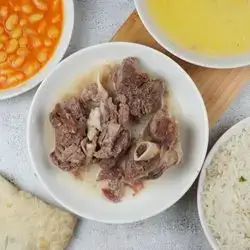 Qozi