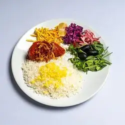 پیلافی باربێری لەگەڵ مریشک