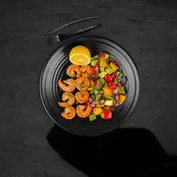 Shrimp And Veggies Skillet (370 Cal | P:28G)