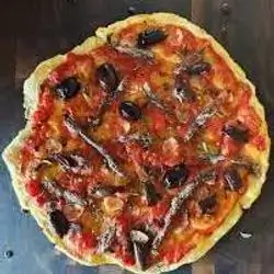 Marinara And Olive Pizza