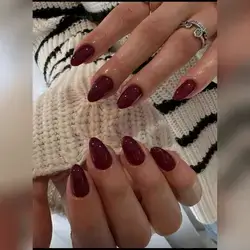 24pcs Glossy Berry Almond Color Reusable Acrylic False Nails, Cherry Red Design