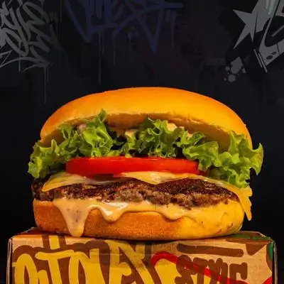 Deluxe Beef Burger