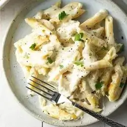 Cheese Alfredo Pasta