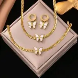 Butterfly necklace with bracelet and earrings