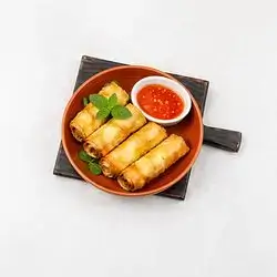 Chicken Spring Roll (4 pcs)