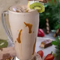 Snickers Milkshake