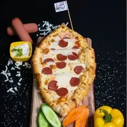Sausages And Cheese Pide