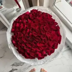Red Roses Bouquet
