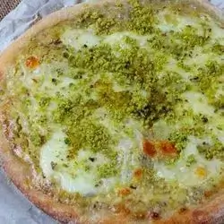 Pizza Mozzarella Di Bufala E Pistacchi