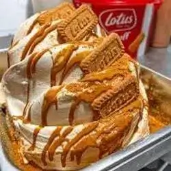 Italian Ice Cream With Lotus