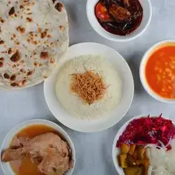 Boiled Chicken And Rice