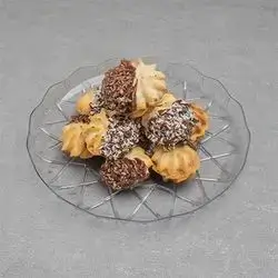 Petit Four