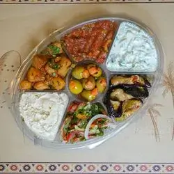 Medium Mixed Appetizer Plate