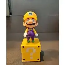 Super Mario Box Figure