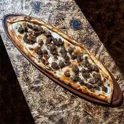 Qawurma Pide
