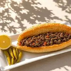 Beef Tantuni in French Bun with Cheese
