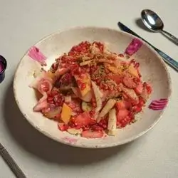 زەڵاتەی میوە