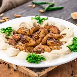 Hummus With Chicken