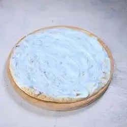 Labneh Manakish