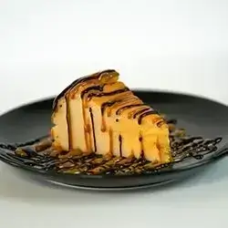 San Sebstian Cheesecake