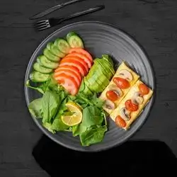 California Omelette (476 Cal)