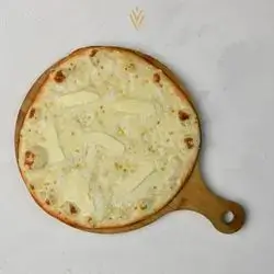 Halloumi Cheese Manoucheh