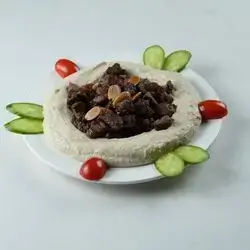 Hummus with Meat