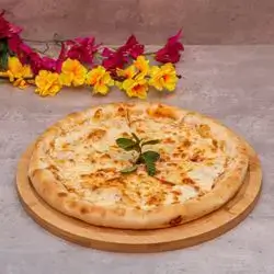 بيتزا اجبان