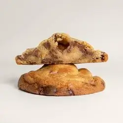 New York Milk Chocolate Chip Cookie