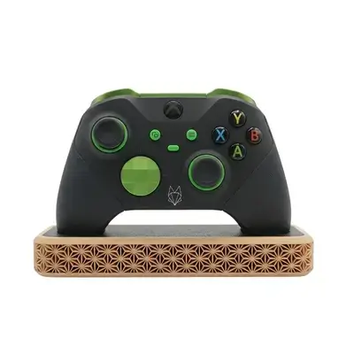 Xbox Controller Holder Stand – Kumiko Woodcraft Pattern Sleeve