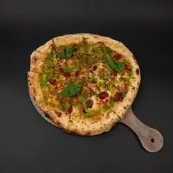 Pizza Con Pesto 
