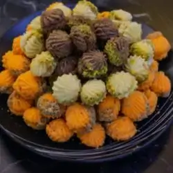 Half A Kilo Petit Fours