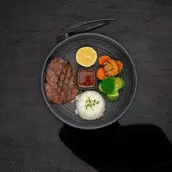 Beef Steak With Rice (565 Cal | P:44G)