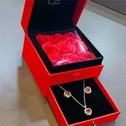 Full Red Love Box