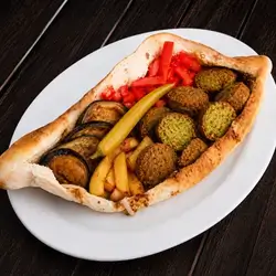 Mix Falafel Roll