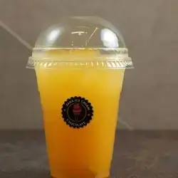 Fresh Orange And Lemon Juice