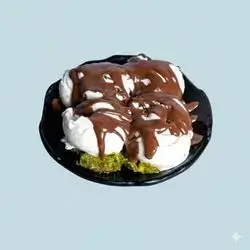 Antep Baklava Tashrib, Pistachio Dondurma, Nutella Sauce