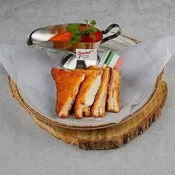 Mozzarella In Carrozza