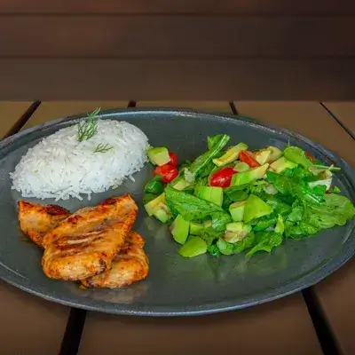 Chicken Avocado Fiesta 518 Calories