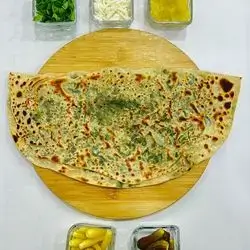 Spinach Potatoes and Cheese Naskanan