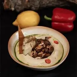 Hummus With Meat