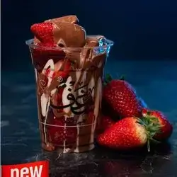 Chocolate Strawberry Cup